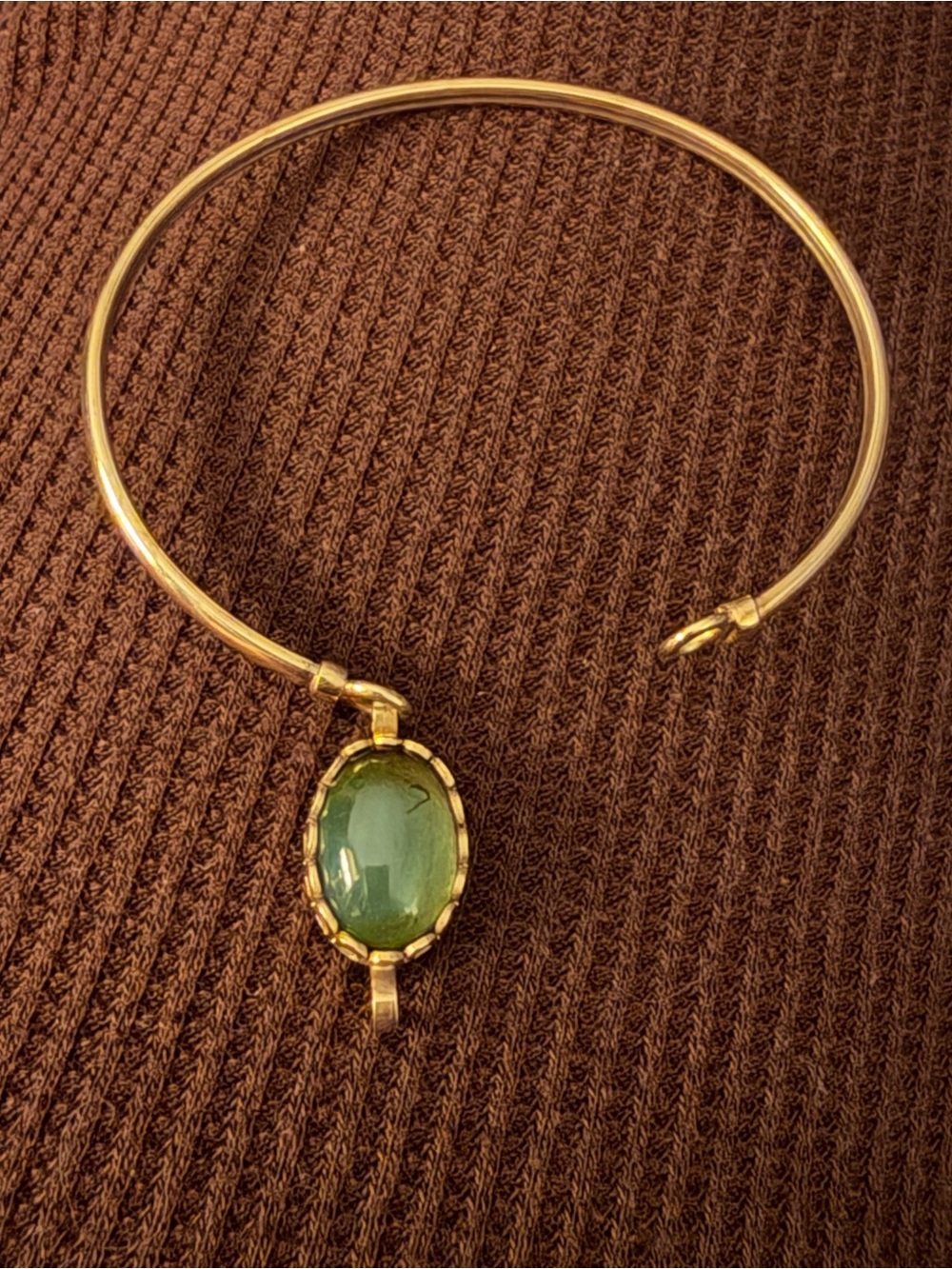 Vintage Solid 9ct Yellow Gold Mood Stone Center-Focal Bangle Bracelet